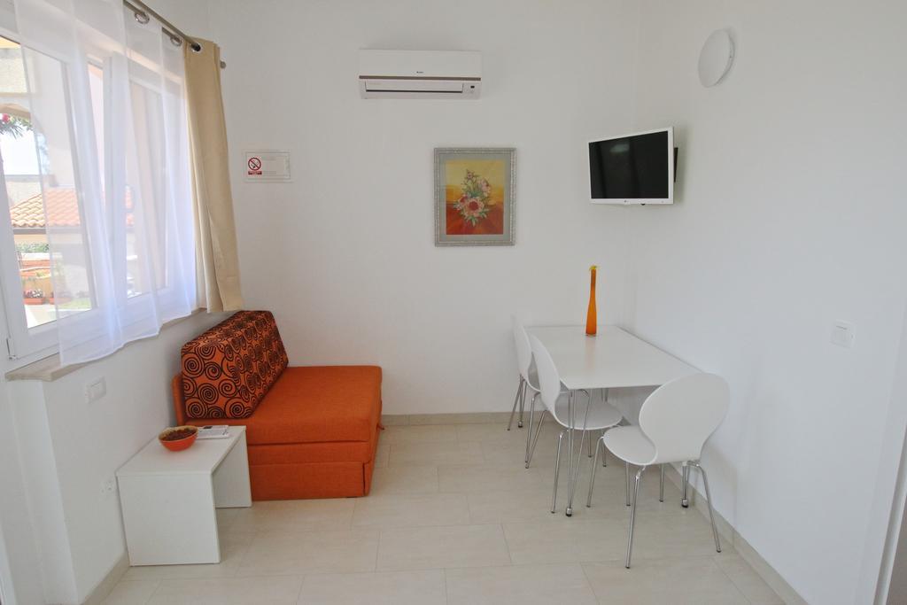 Solaria Apartments Porec Esterno foto